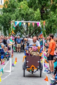 Veterbro ring jousting: A winner! Complete with baby on board